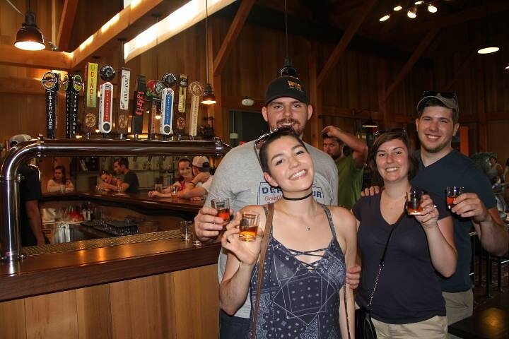 Small Group Wine & Cider Tour in Vermont
