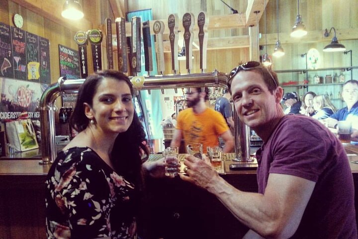 Small Group Wine & Cider Tour in Vermont