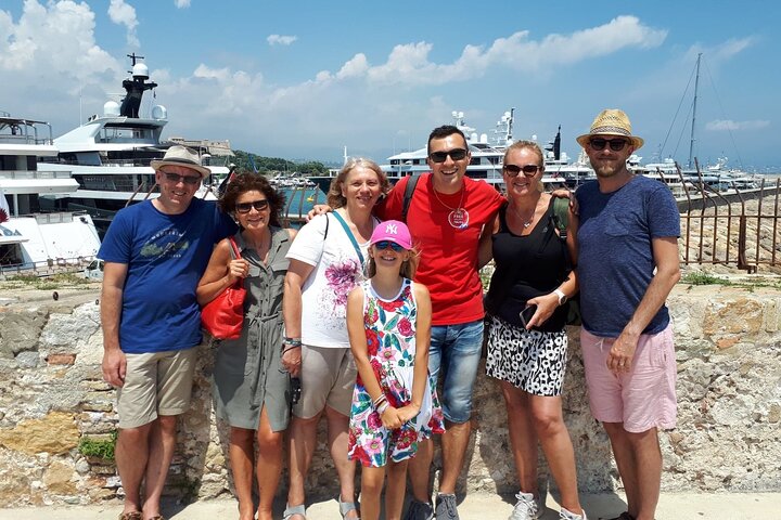Antibes Walking Tour + little tasting