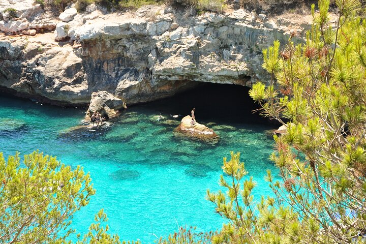 Best Mallorca Coves: Paddle Surf, Snorkeling and Guide