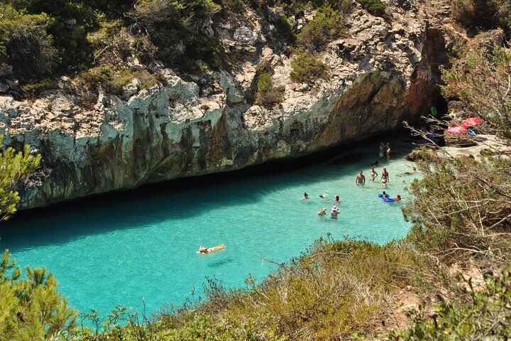Best Mallorca Coves: Paddle Surf, Snorkeling and Guide