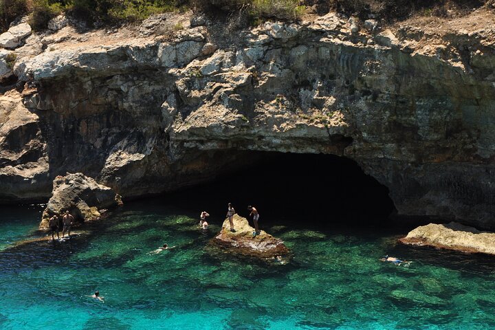 Best Mallorca Coves: Paddle Surf, Snorkeling and Guide
