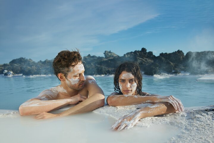 Blue Lagoon Admission with Mask, Drink, Transfers from Reykjavik