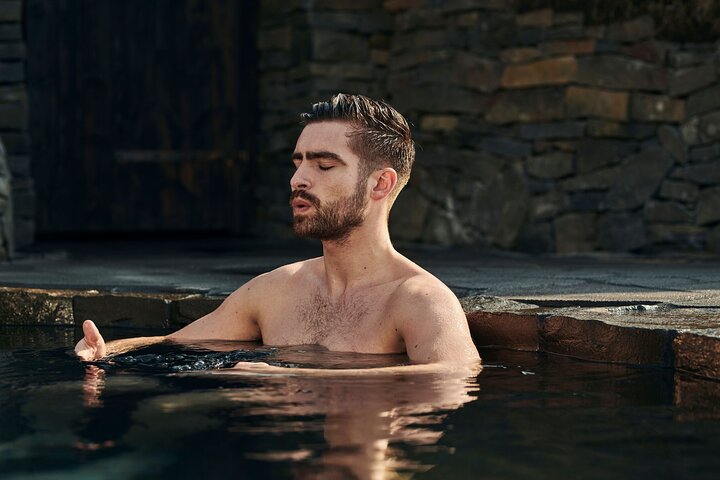 Sky Lagoon Ticket with 7-Step Ritual and Transfers from Reykjavik