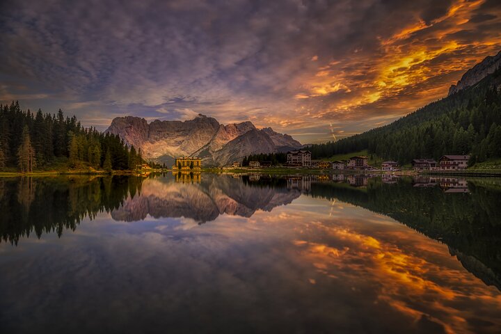 Private Hiking to the Three Peaks, Misurina and Braies da Cortina