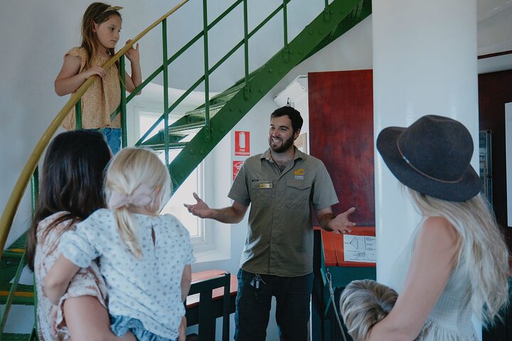 Cape Naturaliste Lighthouse Fully-guided Tour