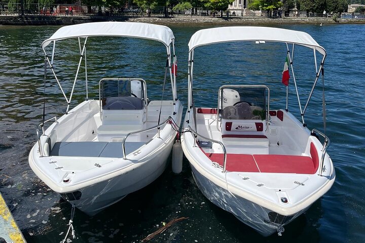Self Drive Boat Rental License Free in Lake Como