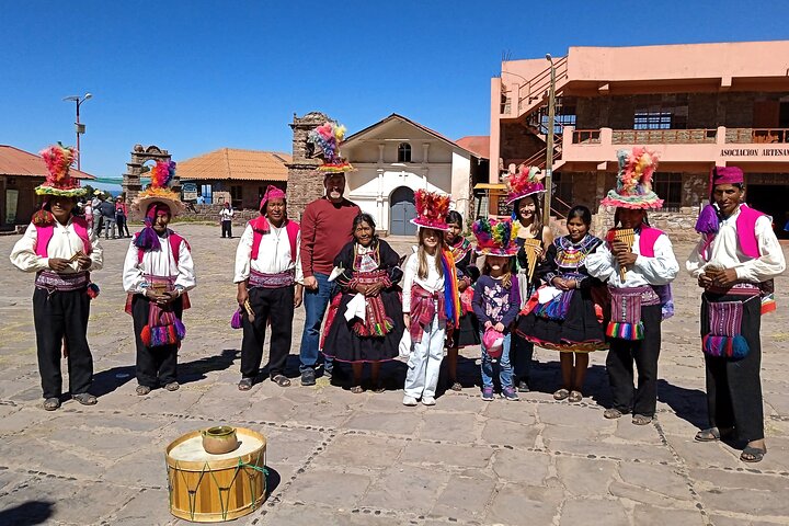 Full-Day Tour of Uros, Taquile and Sillustani from Puno