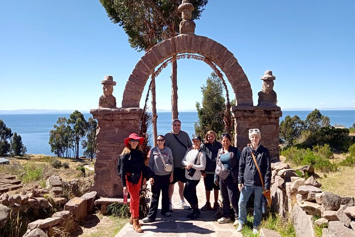 Full-Day Tour of Uros, Taquile and Sillustani from Puno