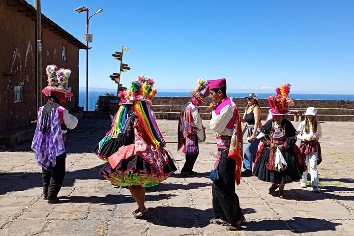 Uros and Taquile Islands on New and Comfortable SpeedBoat