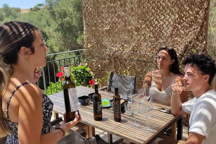 Kefalonia: Private Olive Oil, Honey & Wine Tasting Experience