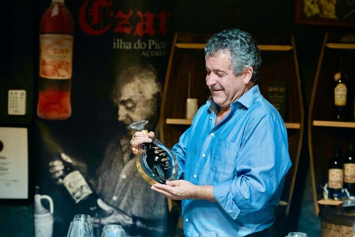 Award-Winning Luxury Wine Tasting at the Czar Pico Winery