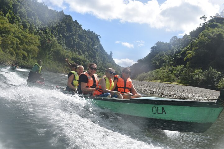 Jewel Of Fiji incl Fijian Village, waterfall & Lunch(Nadi Hotels)