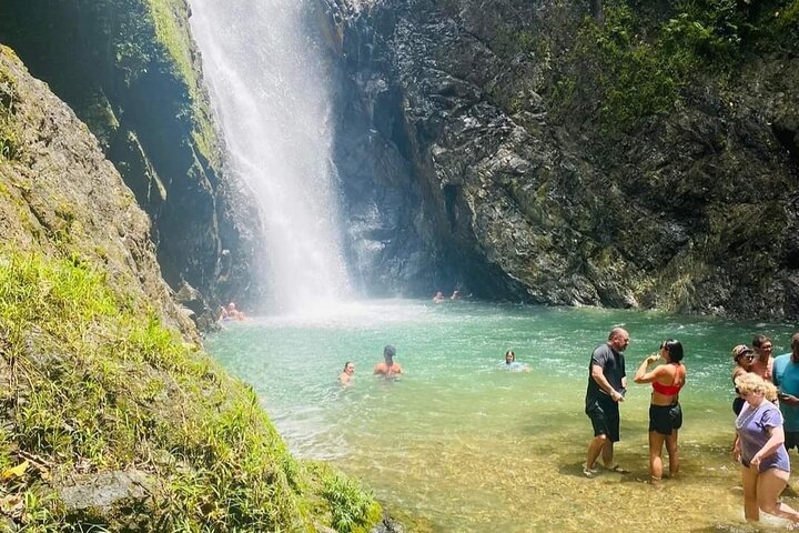 Jewel Of Fiji incl Fijian Village, waterfall & Lunch(Nadi Hotels)