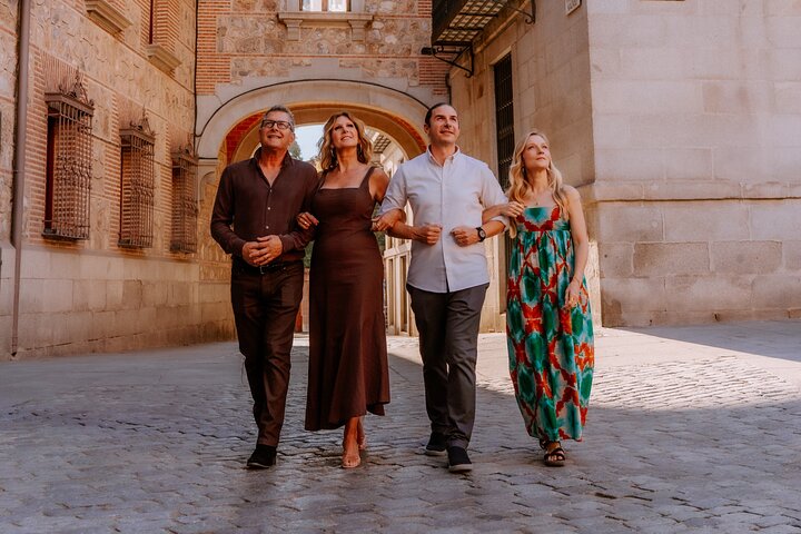 Private Vacation Photoshoot with Photographer in San Marino