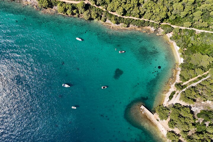 Blue Bay Snorkeling & Cocktails 3 Islands Speedboat Tour