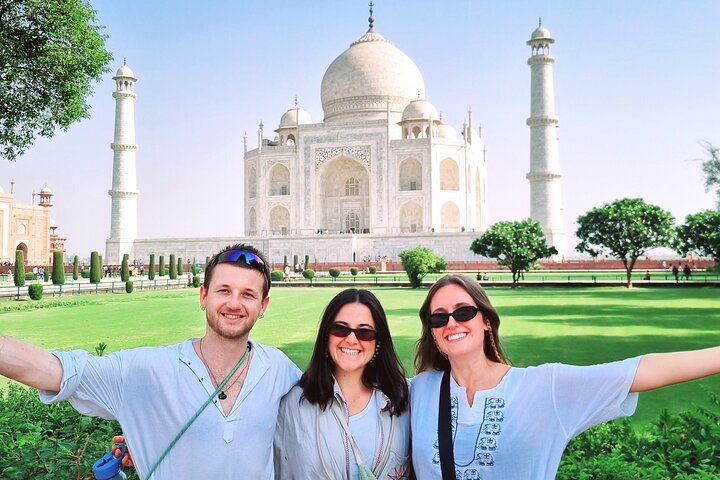 Taj Mahal Sunrise Tour with Skip-the-Line Entry & Expert Guide