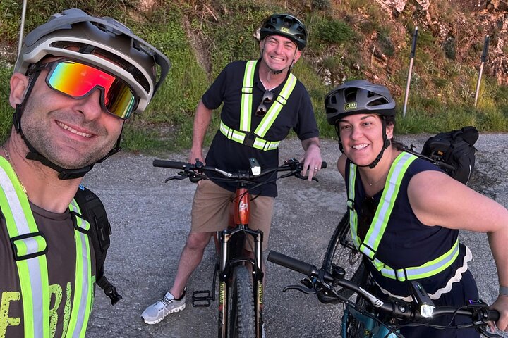 Cortona E-Bike Scenic Ride - Private Medieval Countryside tour