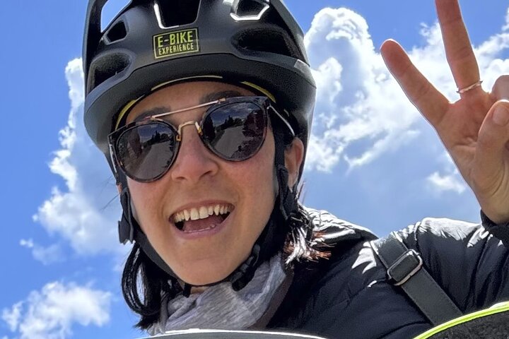 Cortona E-Bike Scenic Ride - Private Medieval Countryside tour