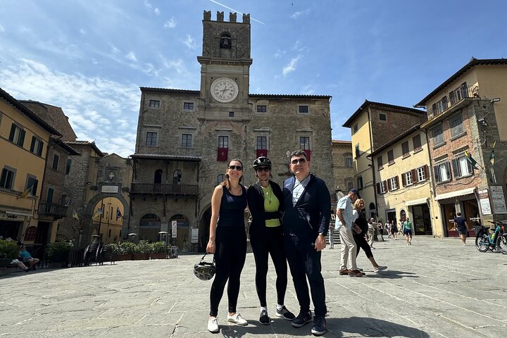 Cortona E-Bike Scenic Ride - Private Medieval Countryside tour