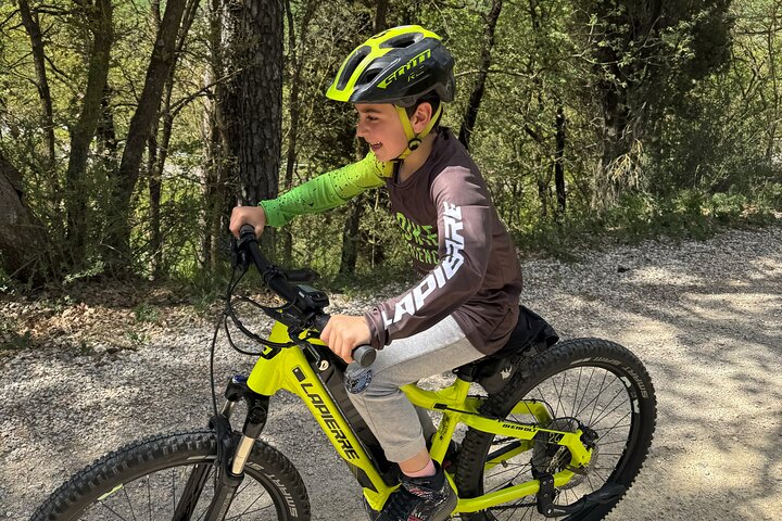 Cortona E-Bike Scenic Ride - Private Medieval Countryside tour