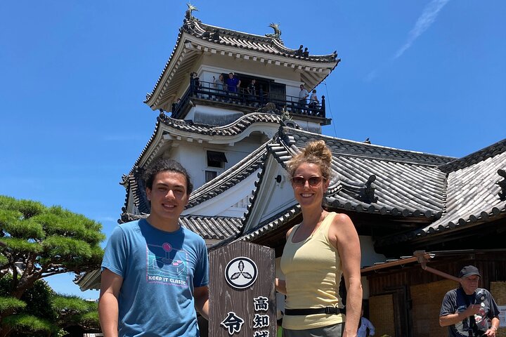 Experience the energy of Kochi: Sunday Market Tour includes Kochi Castle