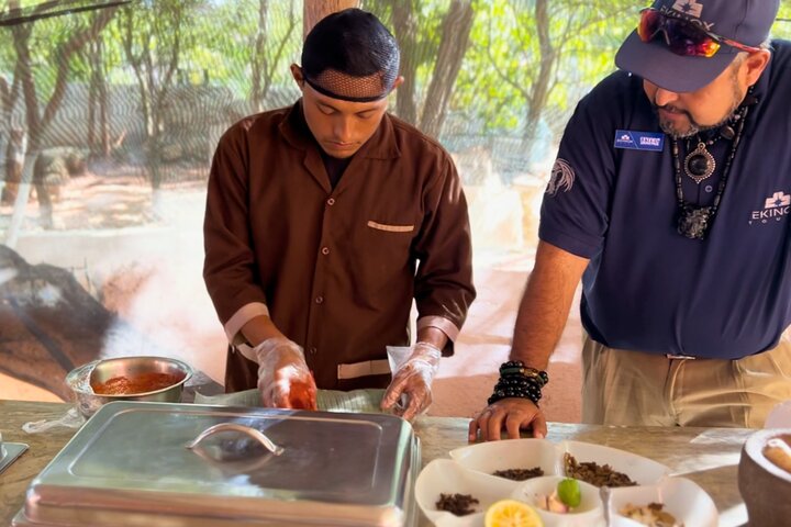 Chichen Itza from Merida with cenote, Izamal and Mayan cuisine