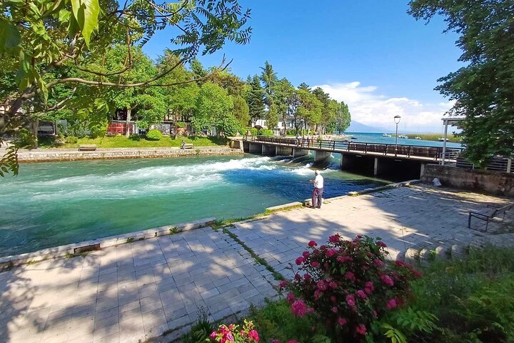 From Ohrid: Kalishta, Struga & Vevchani Day Tour