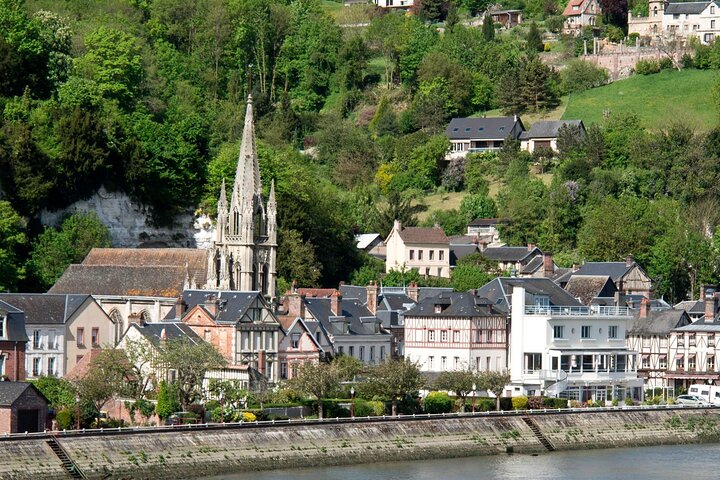 Best Intro to Lourdes in 2 hours with a Local