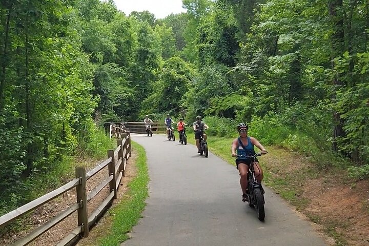 Raleigh Guided E-Bike Tour: Tacos, Margaritas, and History