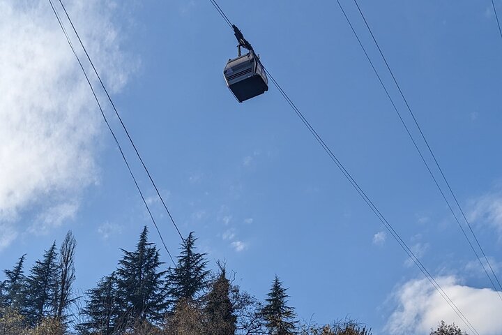 Kutaisi: Chiatura Cable Cars & Katskhi Pillar Guided Tour