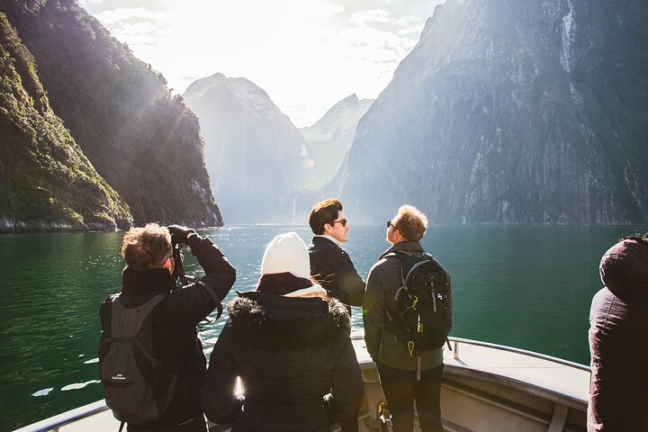 Milford Sound Premium Small Group Tour & Cruise from Queenstown