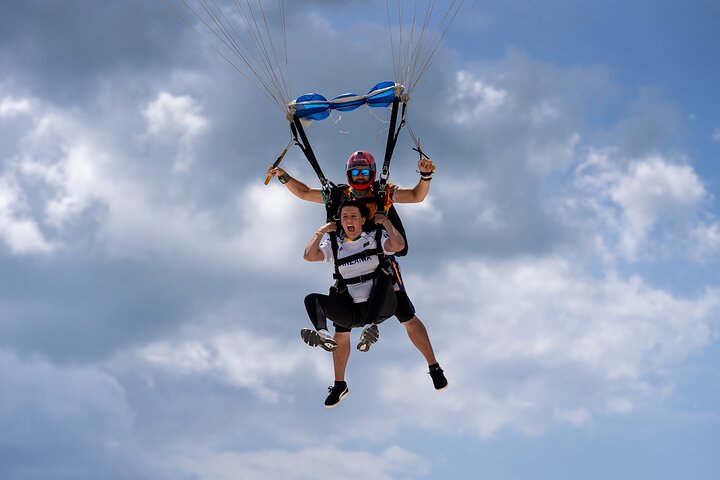 Skydive Zanzibar | Tandem Skydive