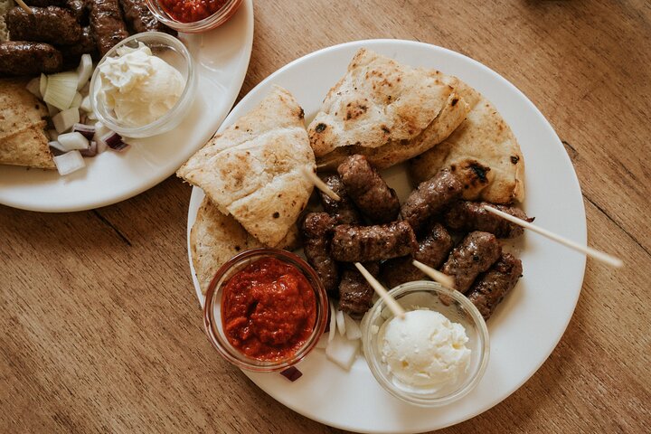 Zagreb: Restaurants, Food & Old Town Walking Tour