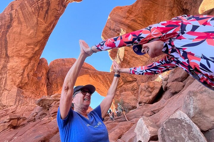 HIGHLY RATED Arches National Park Sightseeing Tour From Moab Utah