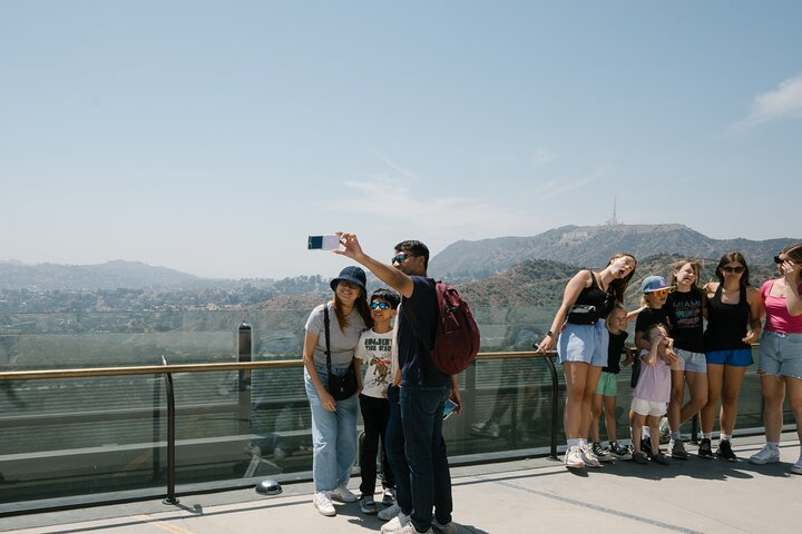 Best of Los Angeles Guided City Tour with 4 Stops & Free Time