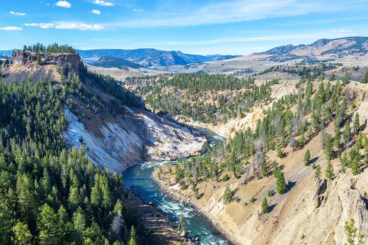 Self-Guided Audio Driving Tour in Yellowstone National Park