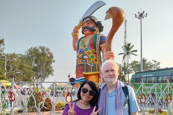 Private tour of Mysore by tourism ministry approved company