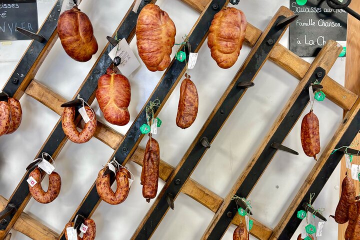 Food tour with EAT and CHILL TOUR Geneva & Lausanne