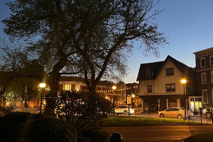 The Original Haunted Pub Crawl by Annapolis Ghost Tours