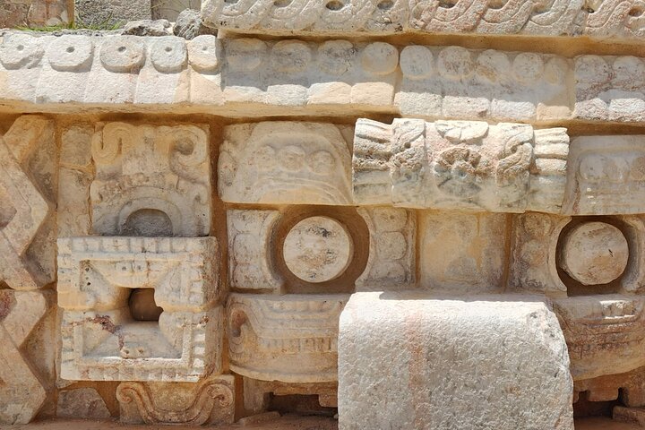 Puuc Route Mayan Archaeological Ruins: Uxmal, Kabah, Sayil and Labnah