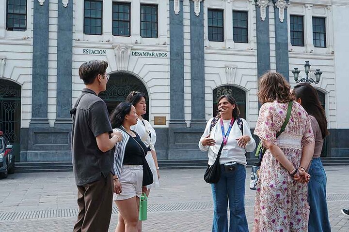 A Journey Through Time: Lima's Historic Center & Catacombs Tour