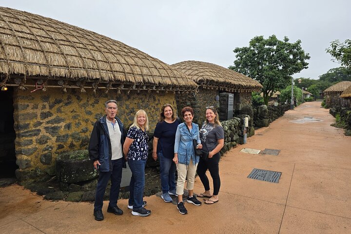Half or Day Tour For Cruise customers arriving at Jeju City Port