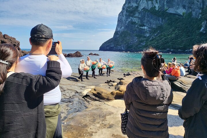 Half or Day Tour For Cruise customers arriving at Jeju City Port