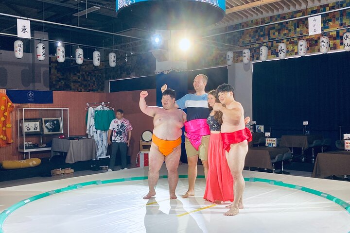 Up-Close Sumo Experience at Ochi Stable: Wear Kimono in Osaka