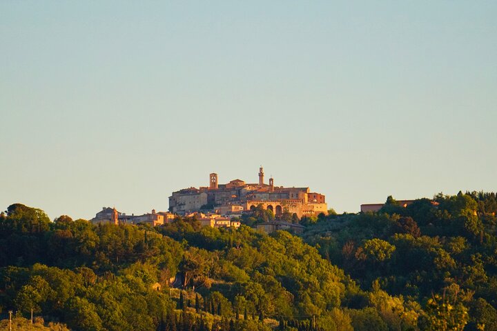 Photography Guided Tour in the Heart of Val D'Orcia and Tuscany