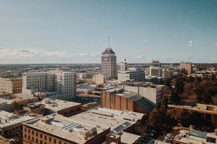 Astonishing Scavenger Hunt: Fresno Art & History