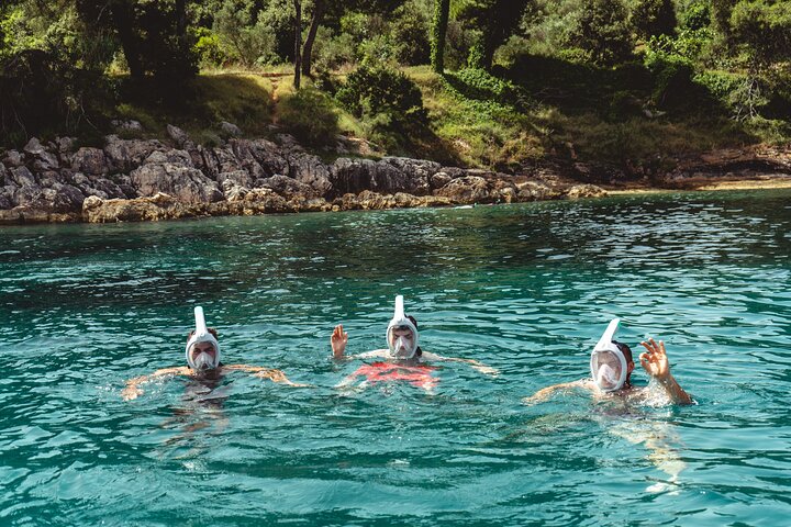 Zadar: 3 Islands Luxury Boat Tour with Aperol Spritz & Snorkeling