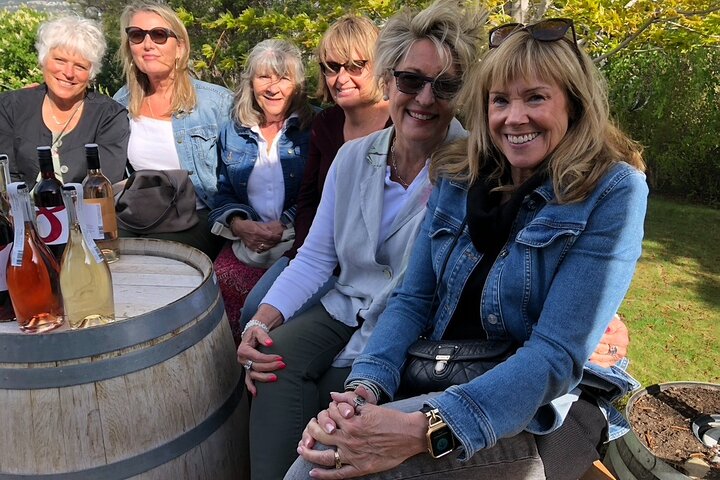 West Kelowna with Wine Tour Guide, Cherry! Afternoon tours.
