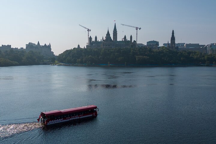 Ottawa City Tour by Land and Water